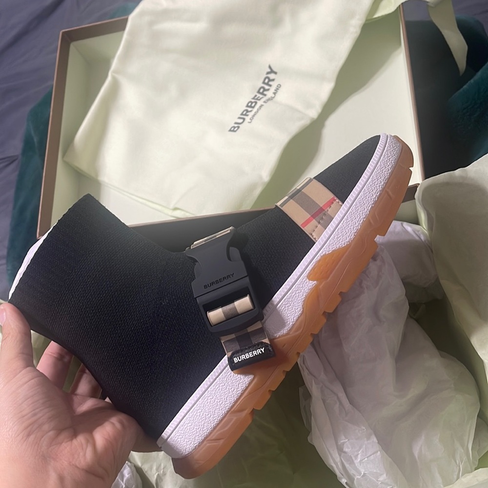 Brand new kids Burberry sneakers